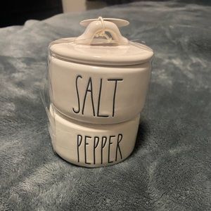 Rae Dunn Salt & Pepper Stacker